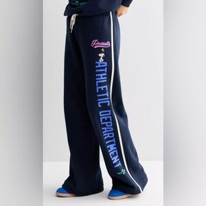 Peanuts Womans Large Navy Athletic Department Sweatpants. NEW